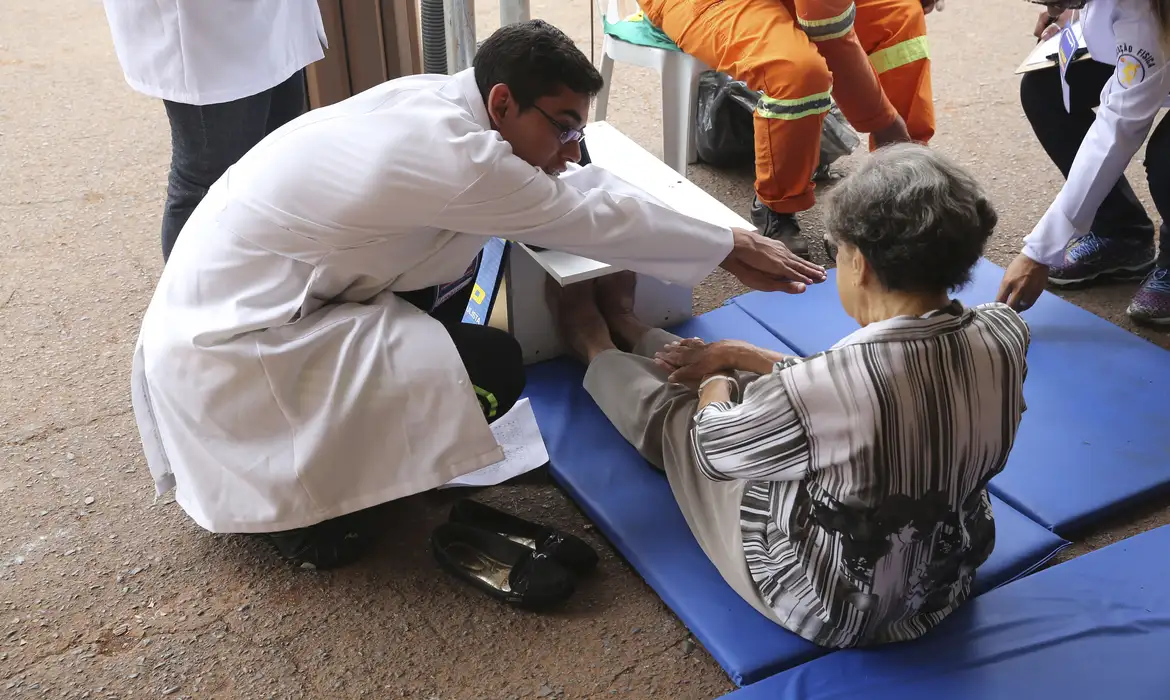 Ação celebra o Mês da Pessoa Idosa e busca fortalecer a saúde e cidadania da terceira idade