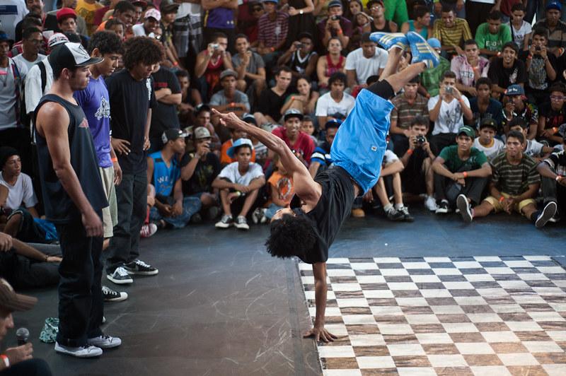 Mostra Pernambucana de Breaking Ginga Bboys e Bgirls movimenta o Ibura neste final de semana
