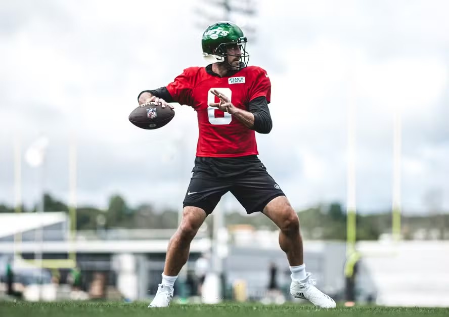 Aaron Rodgers passou as últimas duas temporadas do New York Jets 