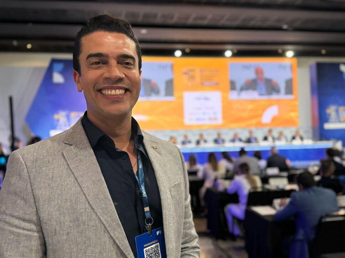 Prefeito de Caruaru, Rodrigo Pinheiro