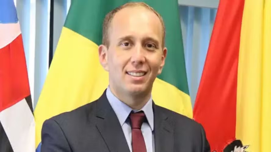 Prefeito 'tiktoker de Sorocaba', Rodrigo Manga, é alvo de operção de busca e apreensão da PF nesta quinta-feira 