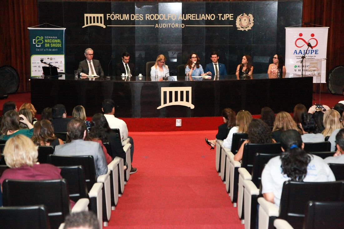 TJPE reúne especialistas para debater o Transtorno do Espectro Autista