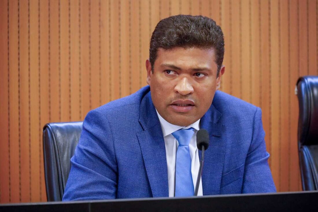 Deputado estadual Joel da Harpa (PL)