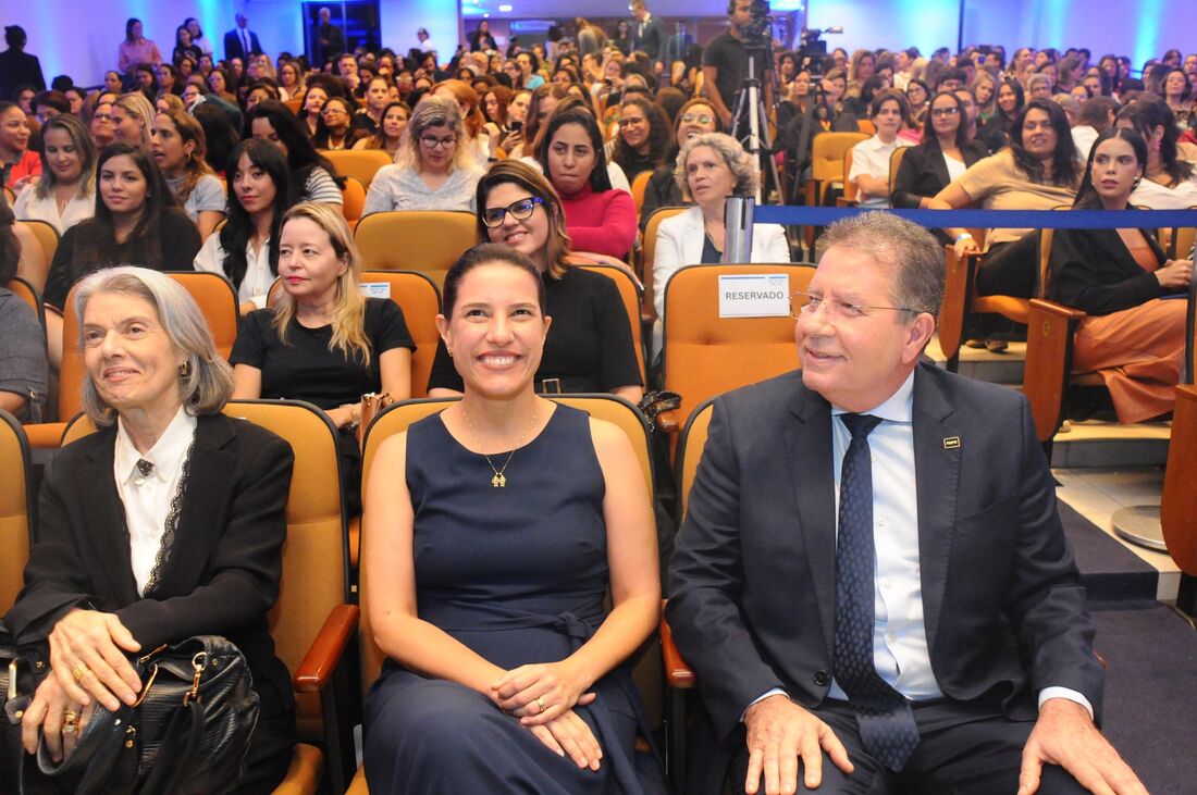 Lançamento do Comitê Feminino de Liderança Setorial, no auditório da Fiepe, com as presenças de Cármen Lúcia, Raquel Lyra, Bruno Veloso e Marta Lívia Suplicy