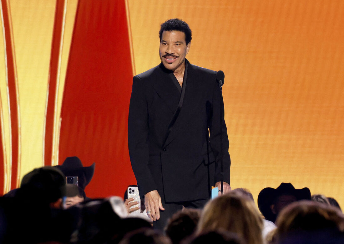O cantor Lionel Richie
