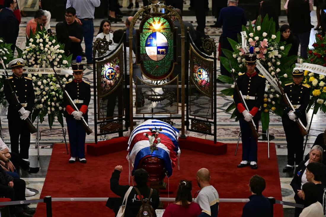 Caixão de Jose 'Pepe' Mujica, ex-presidente do Uruguai