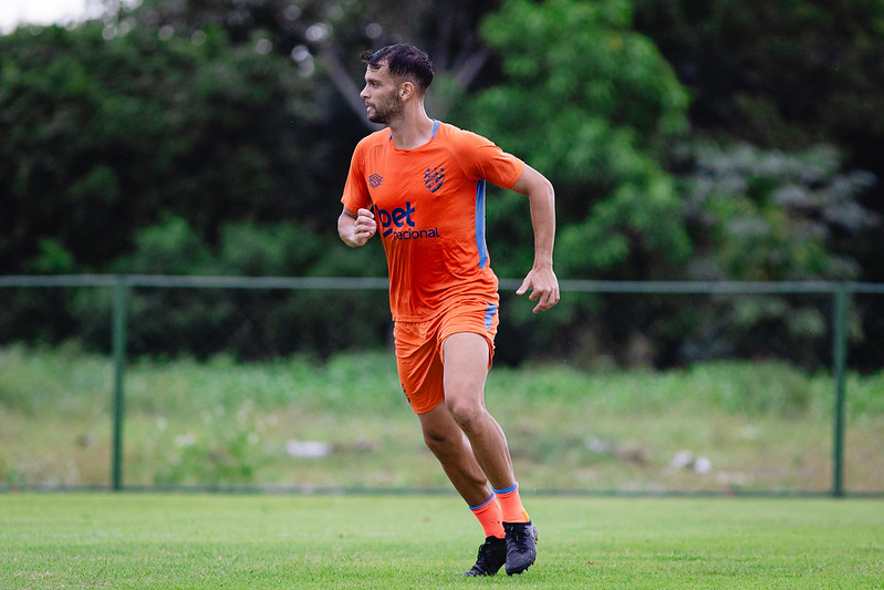 Rafael Thyere durante treino no CT do Sport