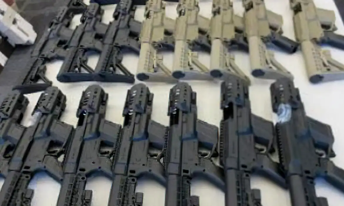 Fuzis apreendidos no Rio de Janeiro