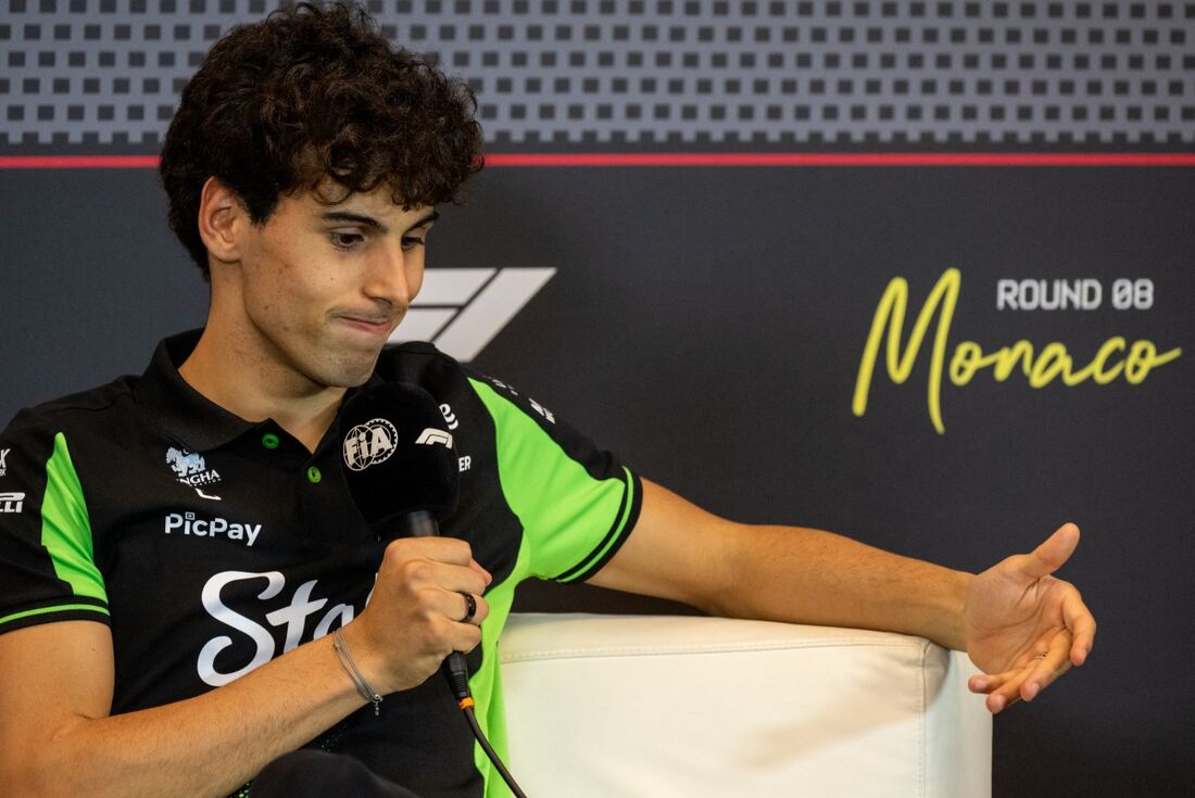 Gabriel Bortoleto comenta sobre a perfomance do carro em Baku