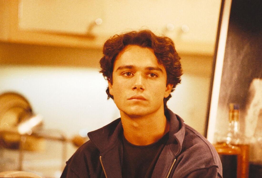 Há quase 30 anos, Ângelo Paes Leme deu vida ao controverso Caio, em "História de Amor"