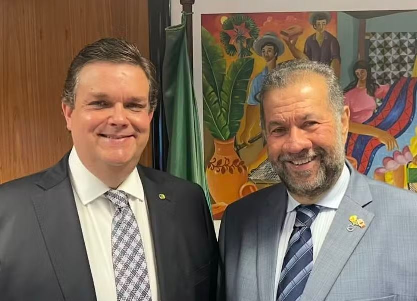 Wolney Queiroz e o ex-ministro Carlos Lupi