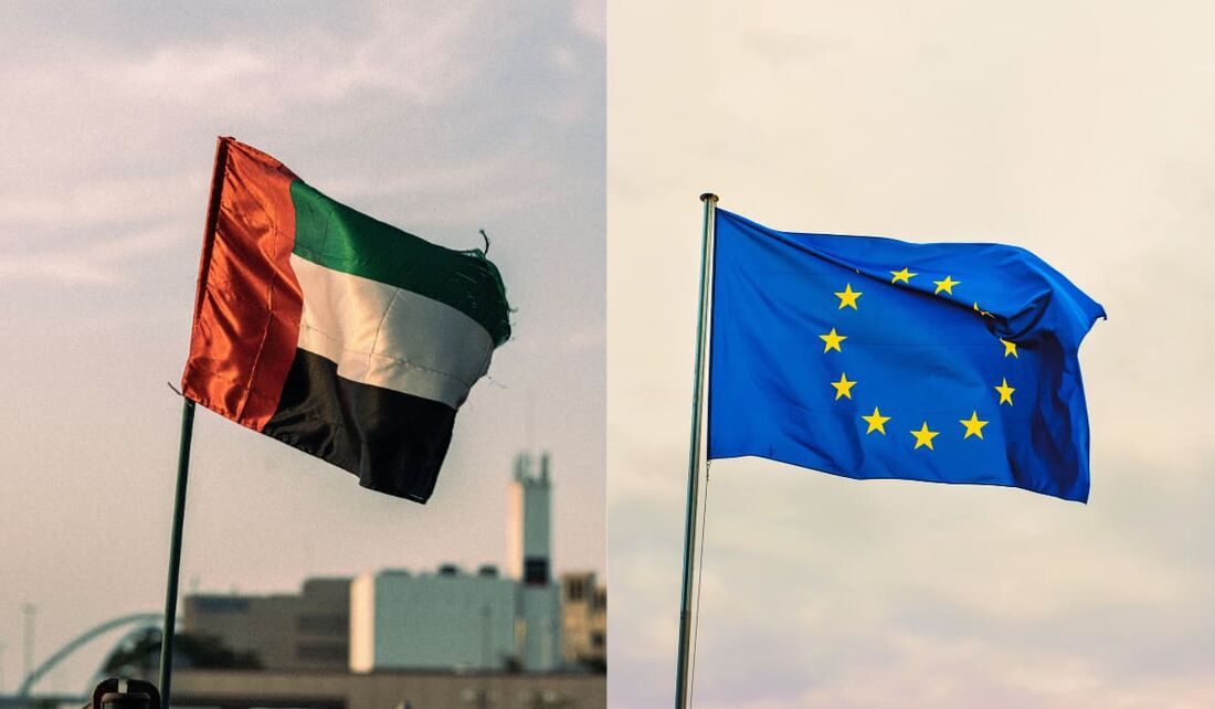 Bandeiras dos Emirados Árabes e União Europeia