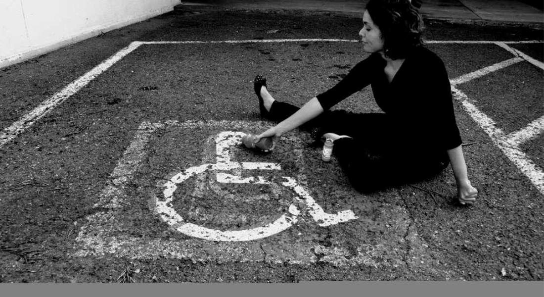 Carolina Teixeira é uma das artistas que integram a exposição 