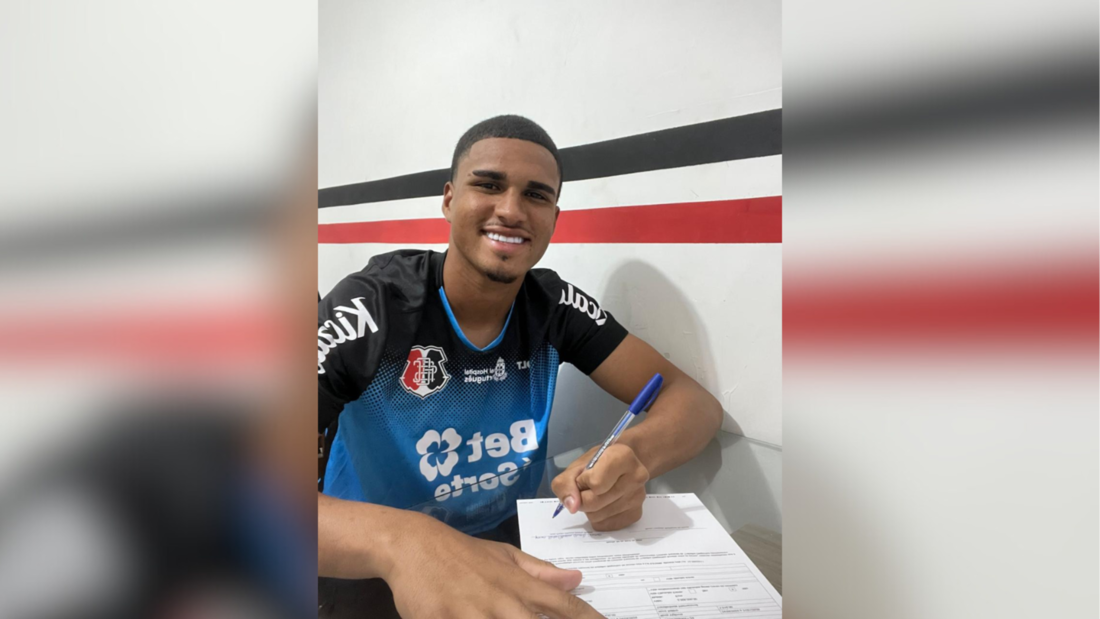 João Pedro, goleiro do Santa Cruz