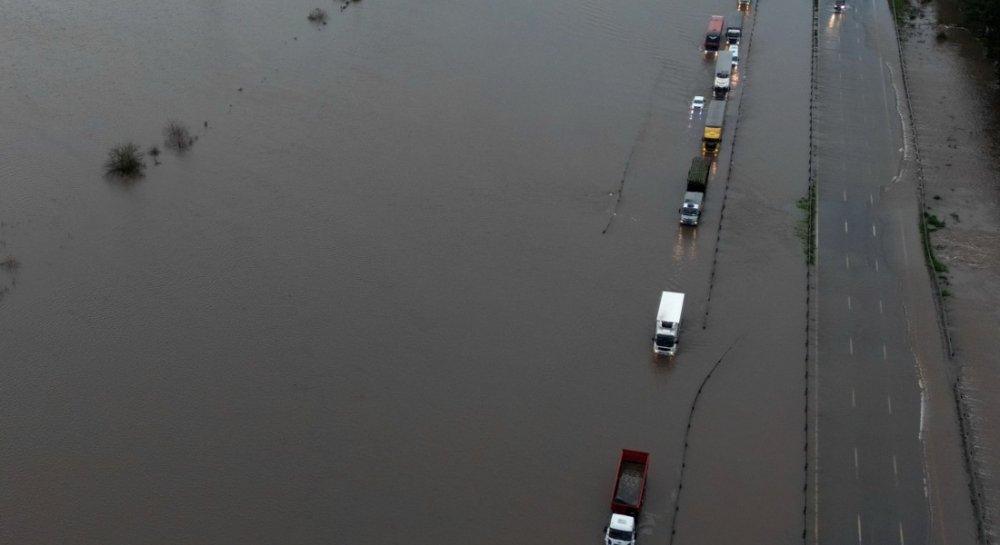 Três desaparecidos e quase 3.000 evacuados em enchentes na Argentina
