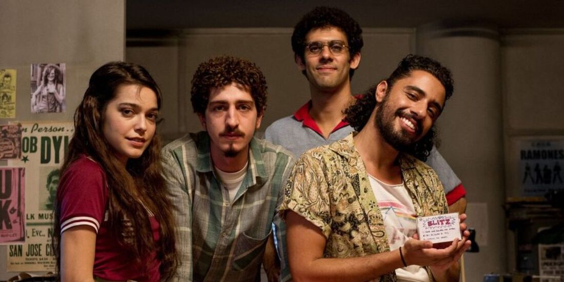 Johnny Massaro vive o jornalista Luiz Antonio Mello em ''Aumenta que é rock'n'roll''