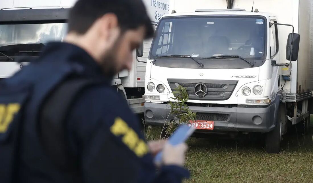 CNHs categorias C, D e E