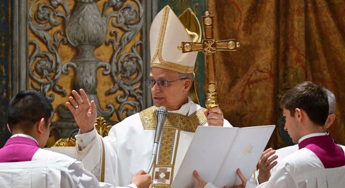 Leão XIV celebra primeira missa, na Capela Sistina