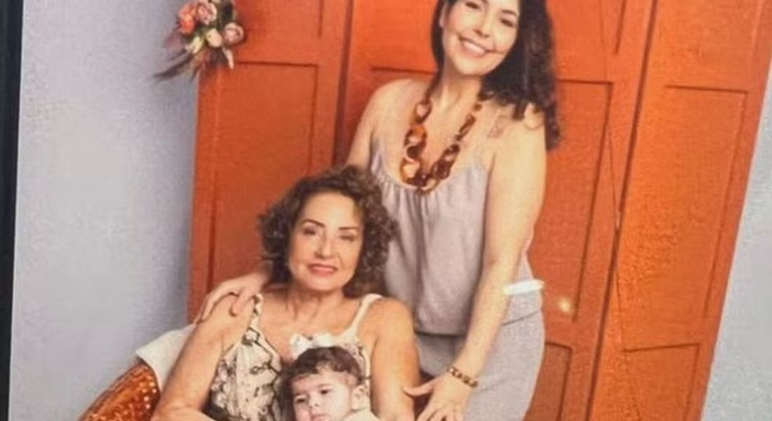 Cristina Antonini, sua filha Daniela Antonini e a neta Giovanna Antonini Vasconcelos, de apenas 1 ano