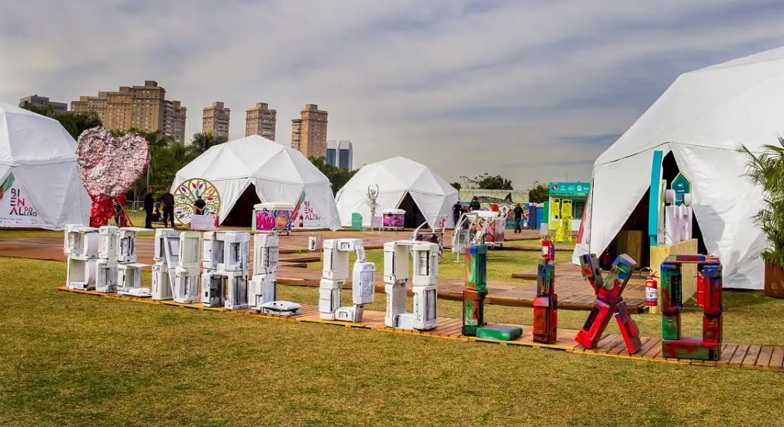 Bienal do Lixo acontece no Parque Villa-Lobos, em São Paulo