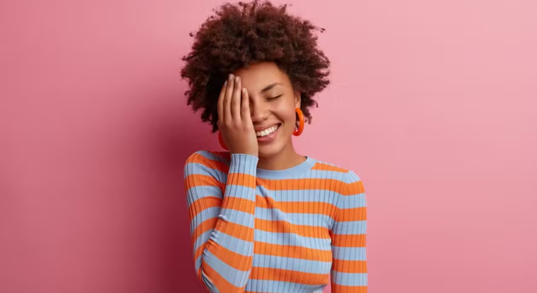 A anatomia de um sorriso: como distinguir um sorriso falso de um verdadeiro?