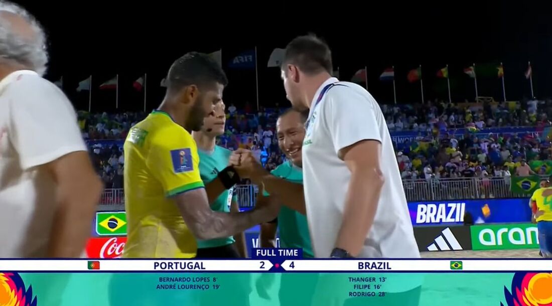 Brasil avança para a final da Copa do Mundo de beach soccer