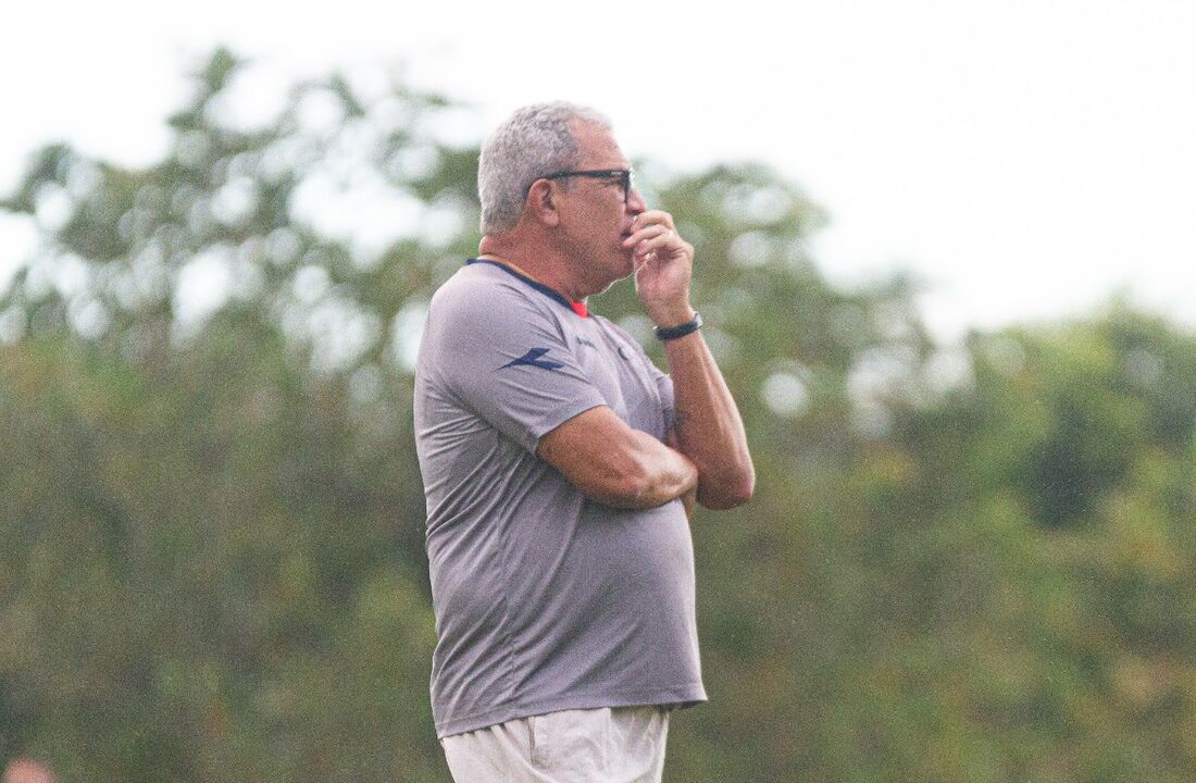 Hélio dos Anjos, técnico do Náutico