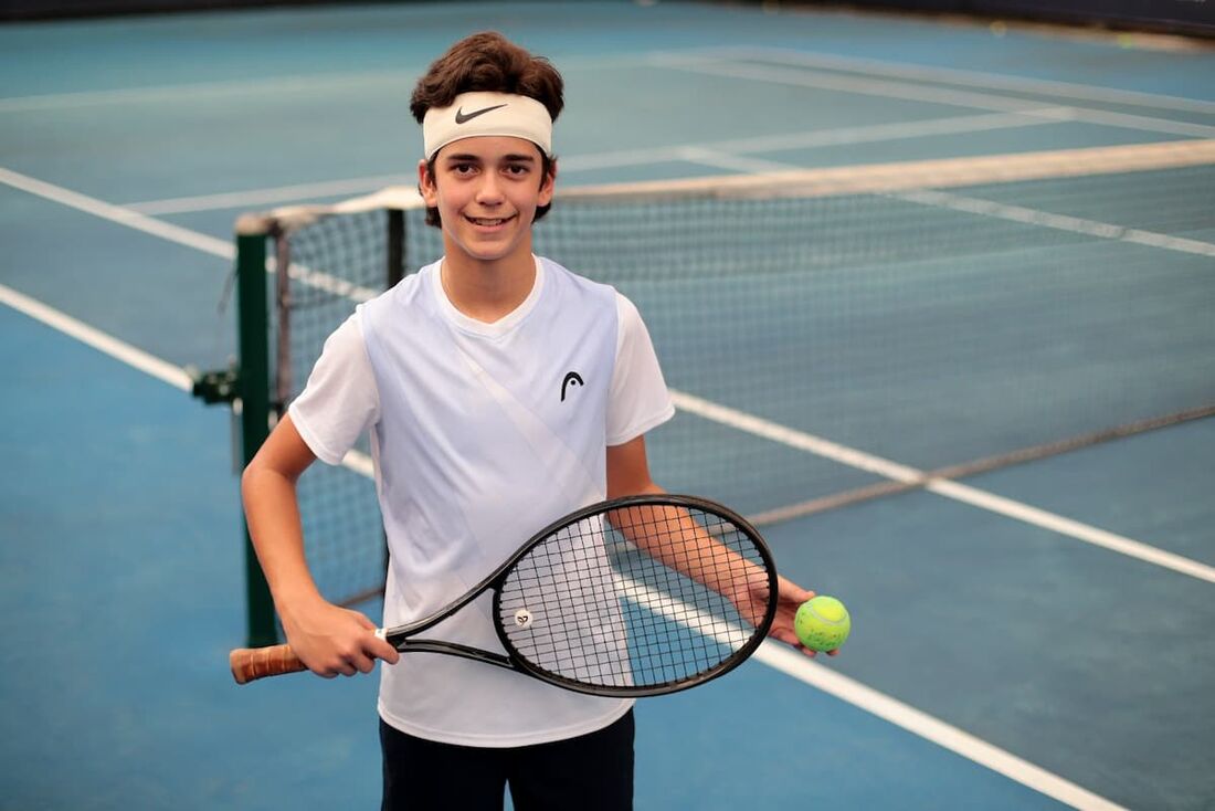 Tenista João Vieira é um dos destaques de Pernambuco