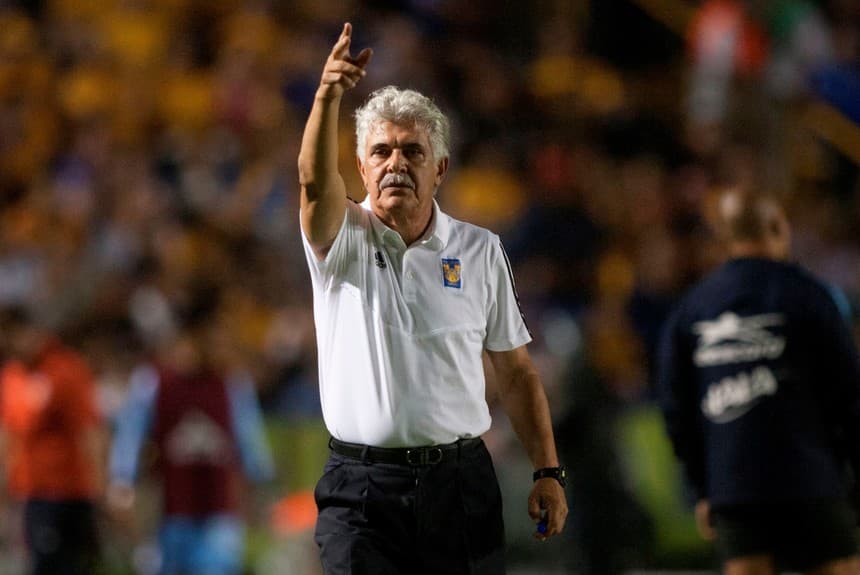 Tuca Ferretti tem carreira consolidada no futebol mexicano 