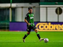 O jogador Miguelito foi afastado do América-MG até o julgamento marcado para o dia 19 de maio