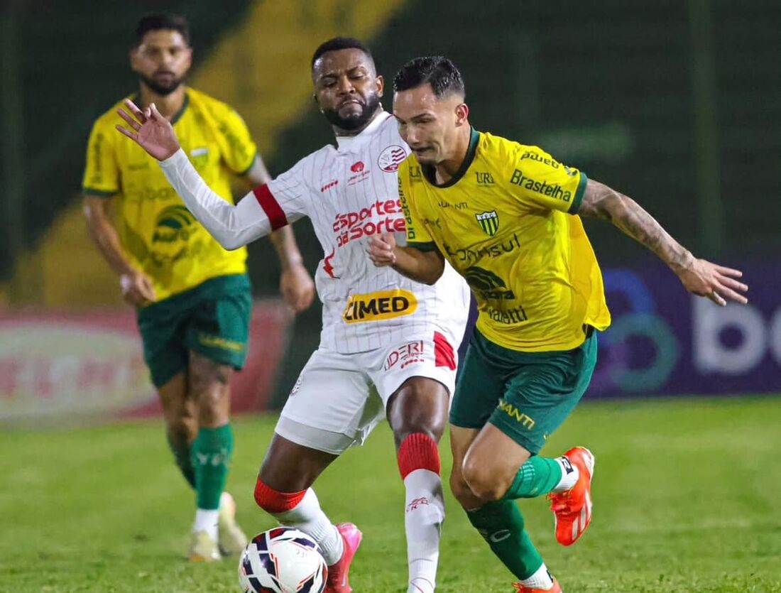 Náutico vence Ypiranga-RS pela Série C