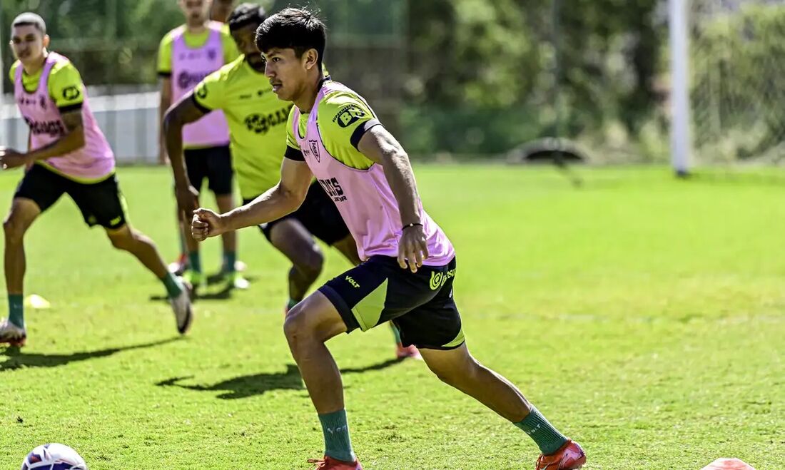 Miguelito, jogador do América-MG