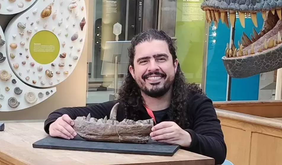 O Canal do Pirulla no YouTube foi criado em 2006 e em 2022 ultrapassou um milhão de inscritos