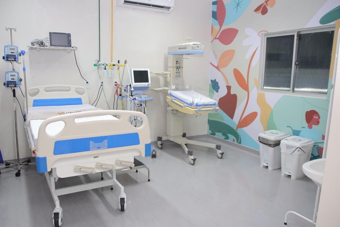Leito de UTI pediátrica no Hospital Dom Moura, em Garanhuns: Pernambuco em situação de emergência na saúde pública