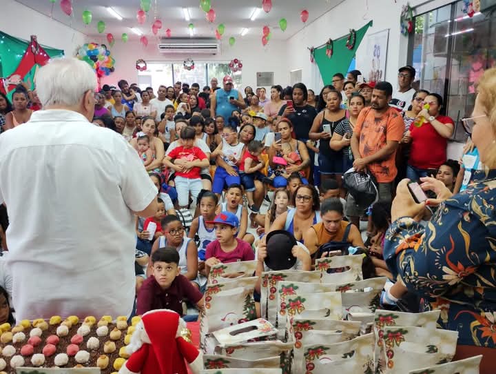 A Fundação Perrone é uma organização sem fins lucrativos que visa ajudar o tratamento de crianças com alguma deficiência