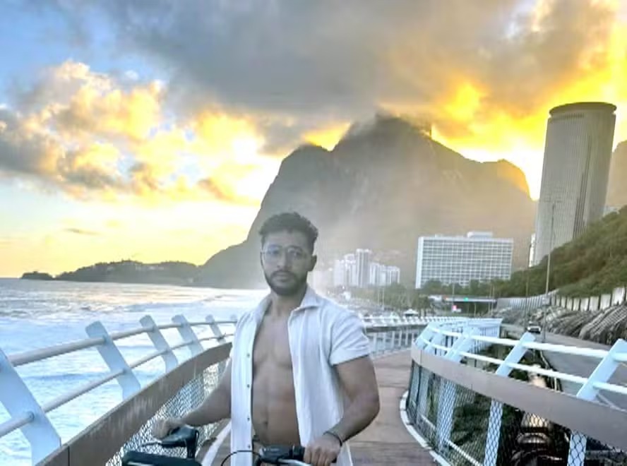 Igor Souza da Costa, de 26 anos, sumiu na Praia de Ipanema ao entrar no mar. Turista veio para o Rio para o show de Lady Gaga