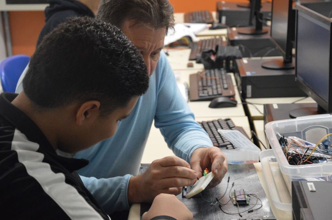 A Fundação Bradesco é o maior projeto de investimento social privado do país e beneficia, anualmente, mais de 42 mil crianças e jovens