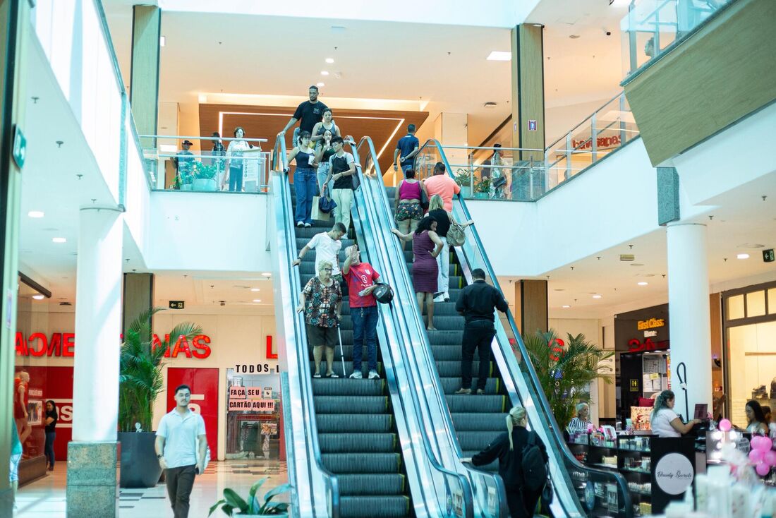 Vendas do varejo caem 0,1% em junho