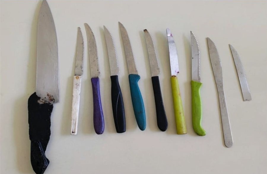 Facas apreendidas em operações no Centro do Recife