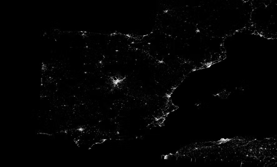 Três satélites da NASA capturaram a extensão do apagão ao início da noite de 28 de abril