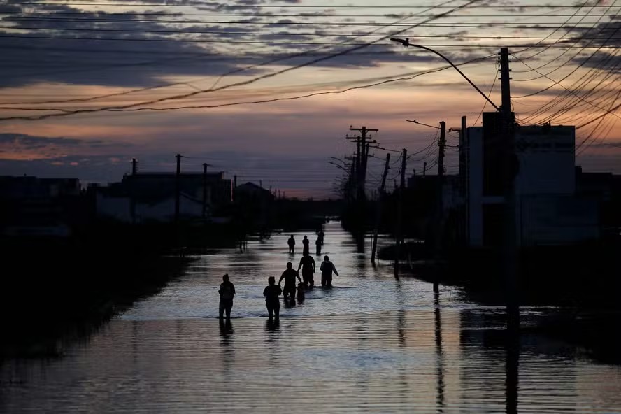 Rua inundada em Eldorado do Sul, Rio Grande do Sul, em maio de 2024