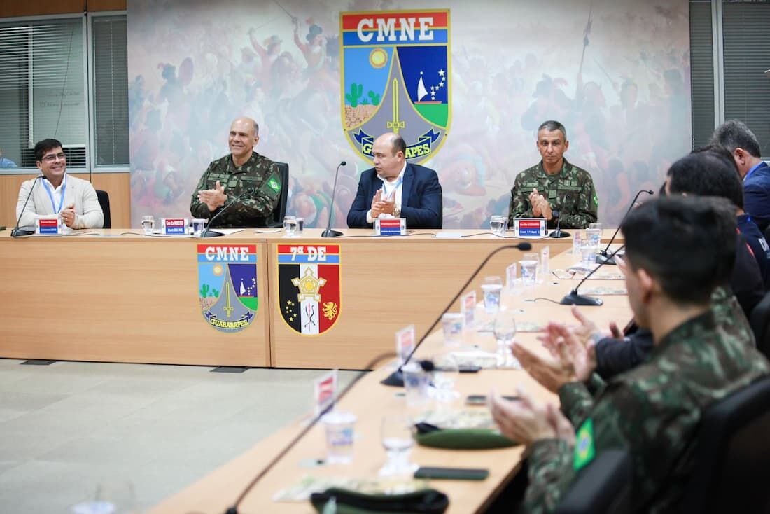 CMNE e DNIT firmam acordo de cooperação ambiental