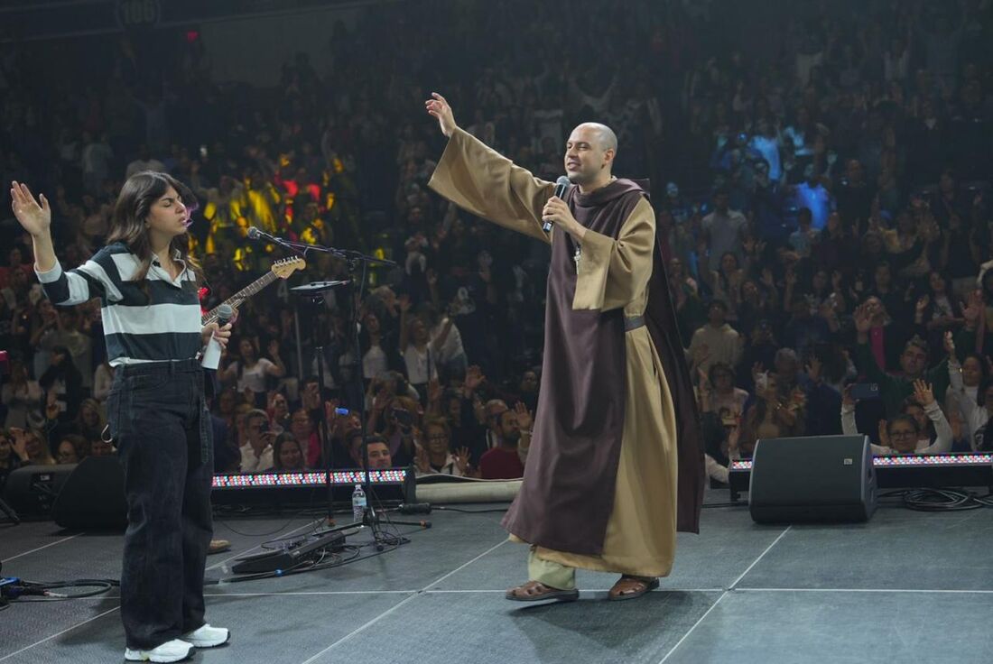 Frei Gilson participa de evento nos EUA