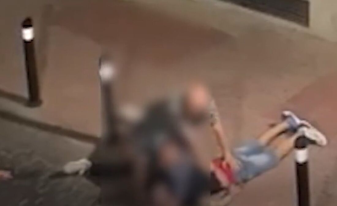 Policial é detido após estrangular homem magrebino até a morte por suposto roubo, na Espanha