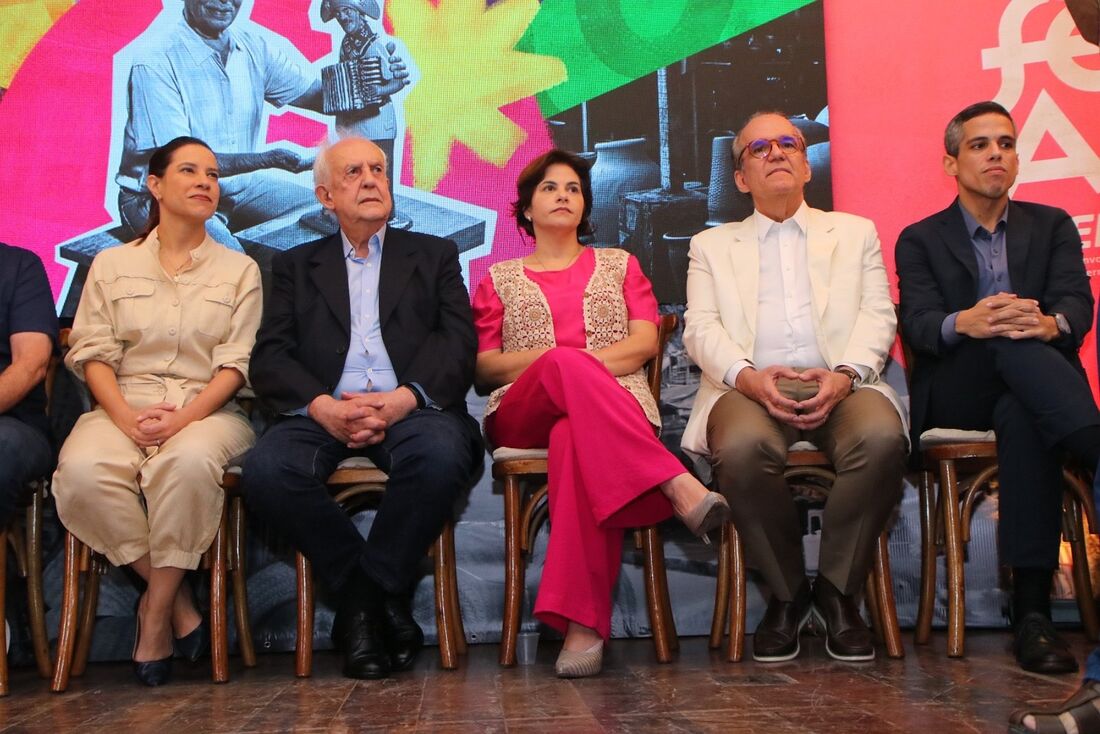 Raquel Lyra, Jarbas Vasconcelos, Priscila Krause, Fernando Dueire e Jarbas Filho