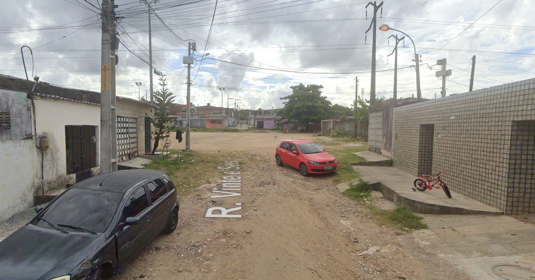 Vítimas foram encontradas com perfurações de arma de fogo dentro de uma casa