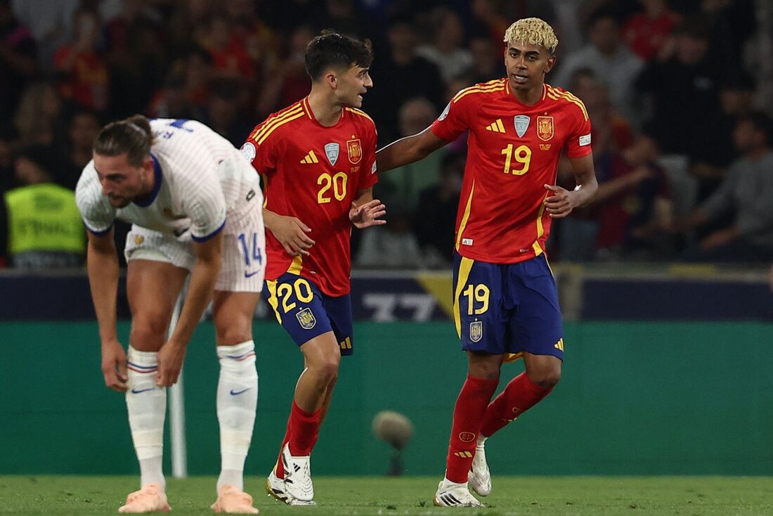 Espanha de Pedri e Lamine Yamal levaram sufoco no final, mas conquistaram a vaga na finalíssima