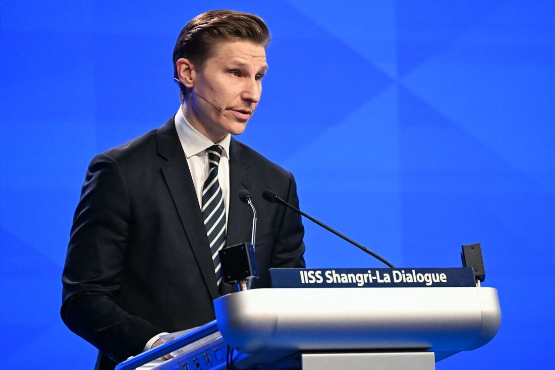 O Ministro da Defesa da Finlândia, Antti Hakkanen