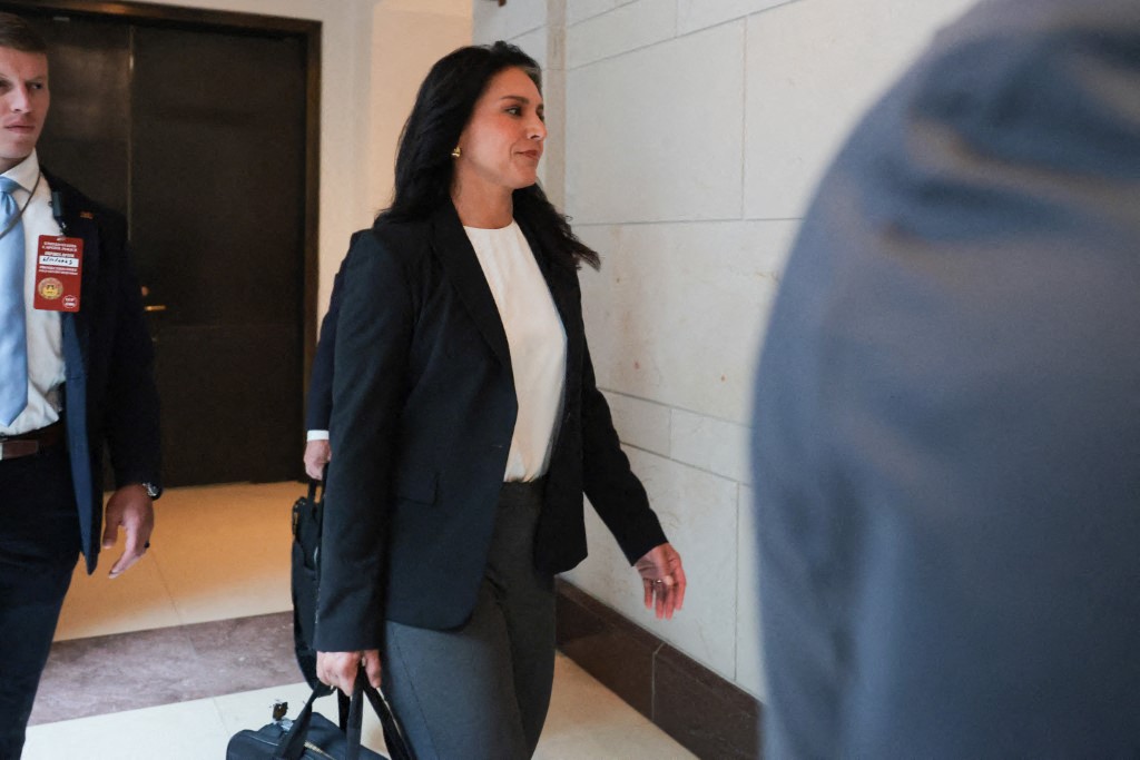 A Diretora Nacional de Inteligência, Tulsi Gabbard.