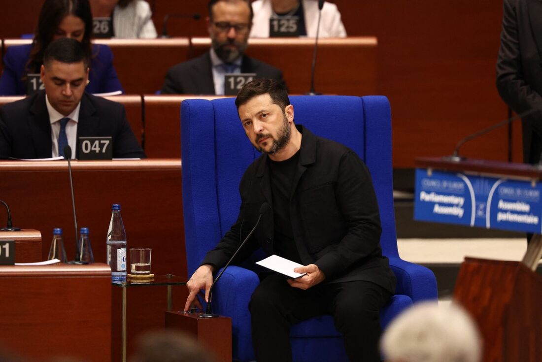 O presidente da Ucrânia, Volodymyr Zelensky, tem recebido apoio do grupo